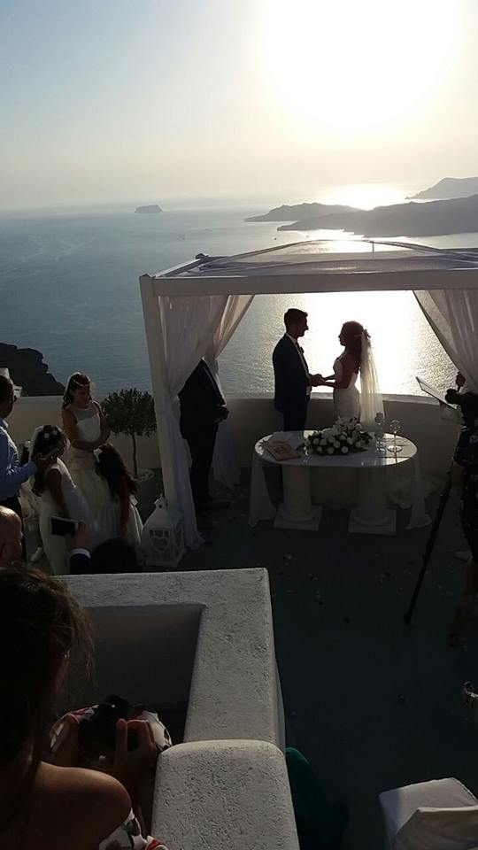 Kani and Martin - wedding on santorin