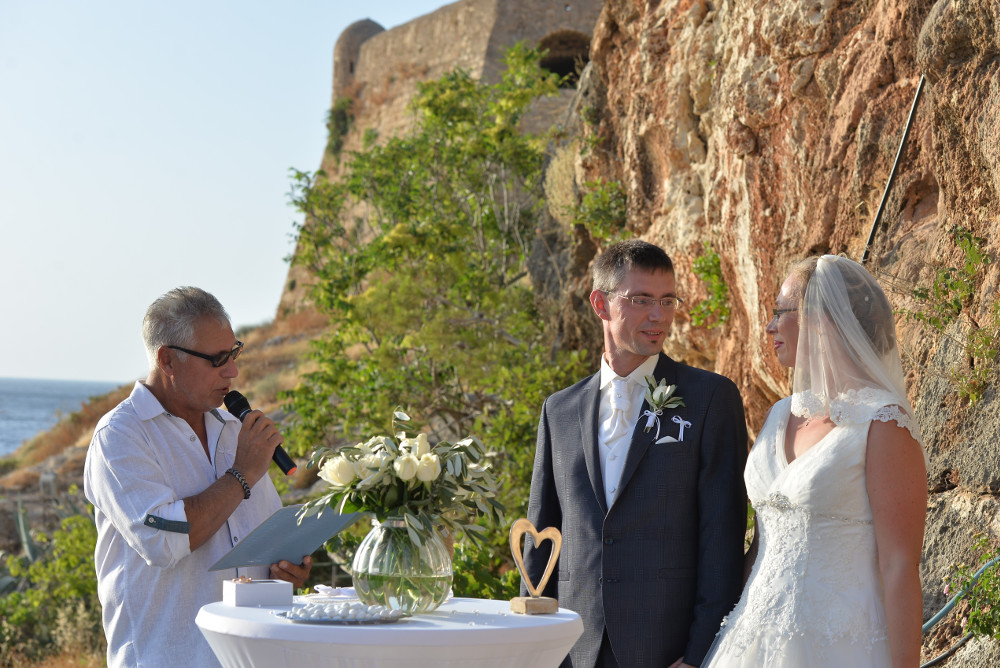 Anja und Steffen rethymno wedding in crete